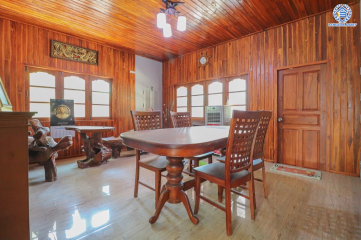 บ้านเดี่ยวมือสองแปลงมุม! โครงการ มณีรินทร์พาร์ค ราชพฤกษ์-ท่าอิฐ คุณภาพจากแบรนด์ *พร็อพเพอร์ตี้ เพอร์เฟค * เนื้อที่ 64.40 ตร.ว. ฟังก์ชัน 3 ห้องนอน 3 ห้องน้ำ บ้านสวยพร้อมต่อเติมเต็มพื้นที่ ทำเลเดินทางสะดวก เชื่อมต่อถนน รัตนาธิเบศร์ ,ถนนราชพฤกษ์ ใกล้รถไฟฟ้า "สถานีบางรักน้อยท่าอิฐ"...